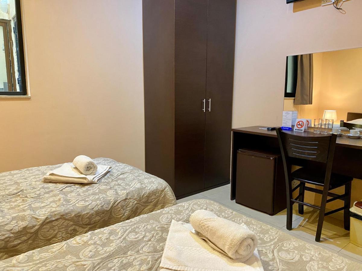 Malta Paradise Hotel Saint Julian's Dış mekan fotoğraf