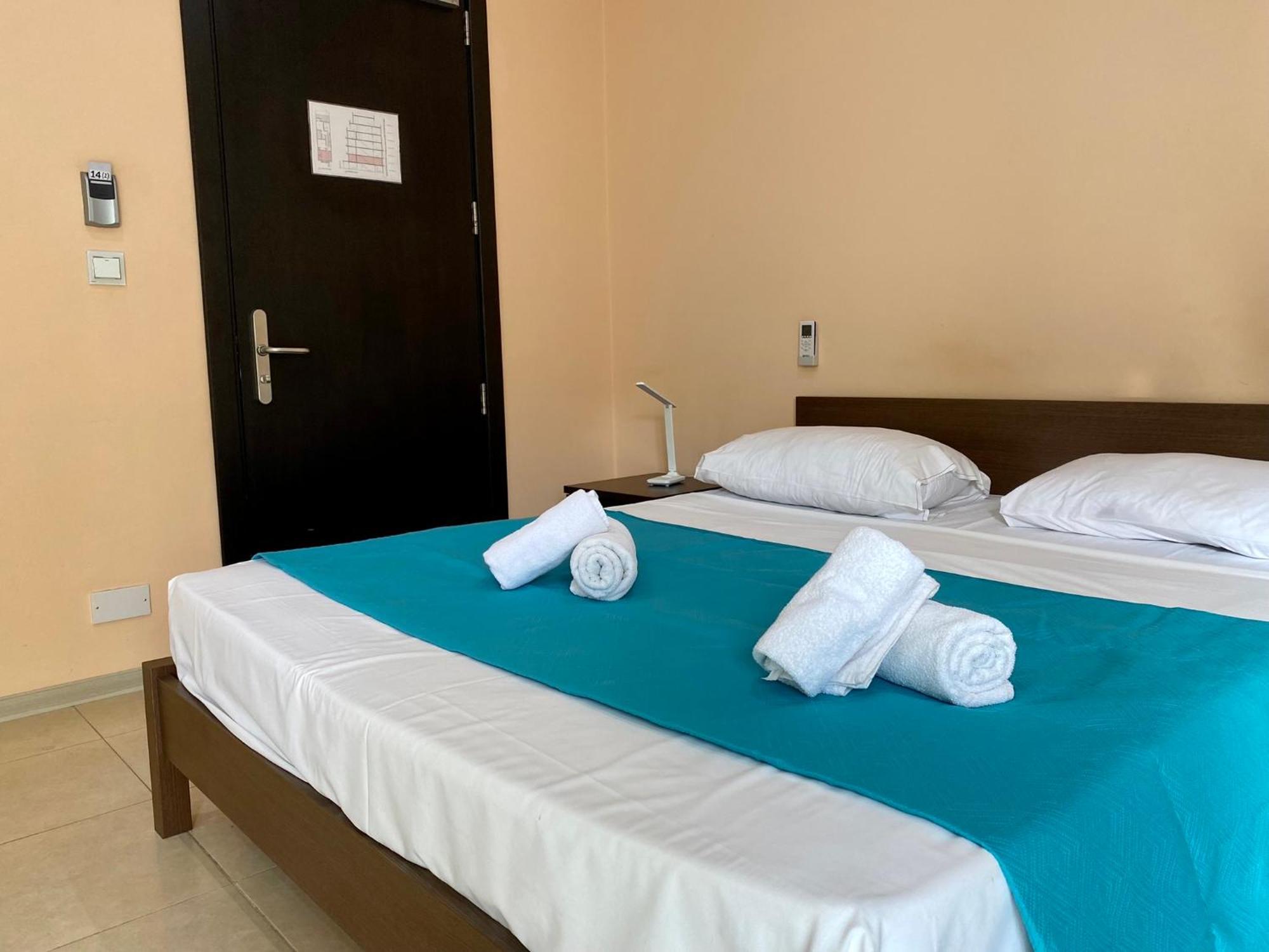 Malta Paradise Hotel Saint Julian's Dış mekan fotoğraf