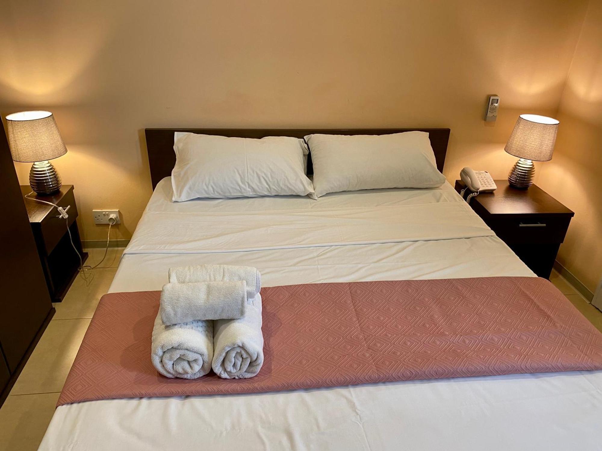 Malta Paradise Hotel Saint Julian's Dış mekan fotoğraf